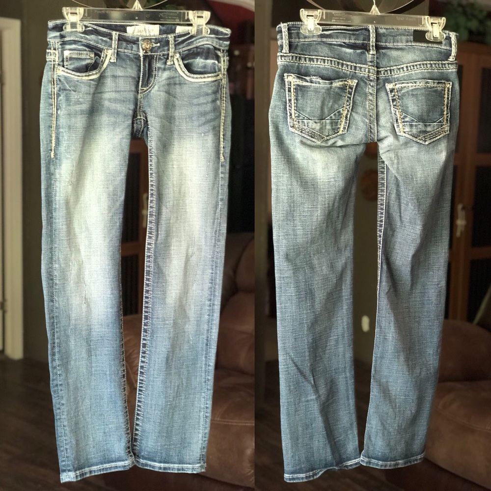 Daytrip Leo Straight Leg Jeans Size 25 Short